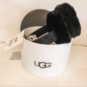 Ugg Black Fur Earmuffs. NWT & Box.